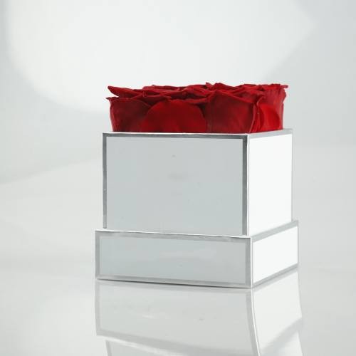 4 roses in square box 
