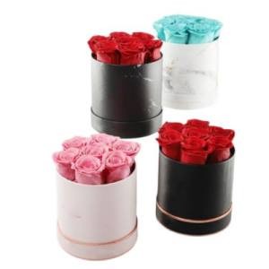 everlasting roses in round box