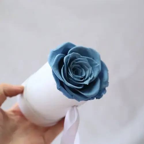 everylasting rose with mini box